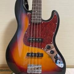 Mavis メイビス エレキベースの画像