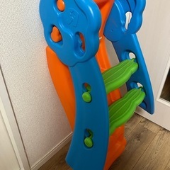 滑り台の画像