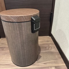 【お値下げ】ゴミ箱の画像