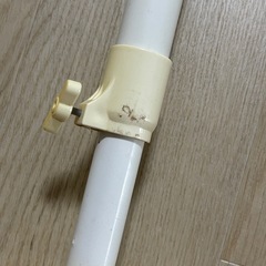 転倒防止 突っ張り棒の画像