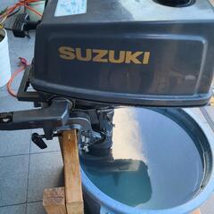 スズキ船外機の画像