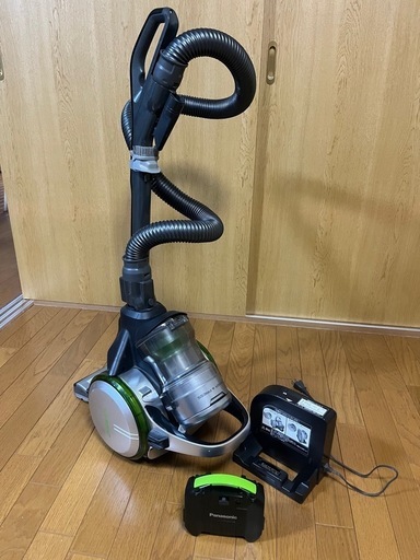 Amazon.co.jp: パナソニック 掃除機 サイクロン 軽量 からまない