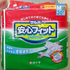 テープ止めタイプ尿パッド　Mサイズ　4個の画像