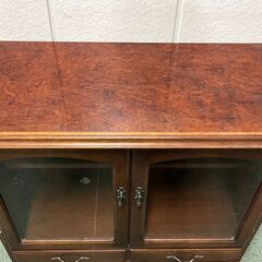 木製 キャビネット 飾り棚 本棚 収納棚 アンティーク調 レトロ 幅85cm×奥行44cm×高さ80cmの画像