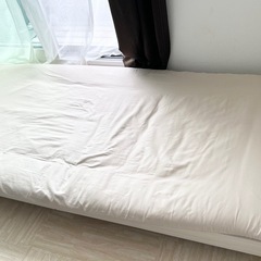 アイリスオーヤマ USBコンセント宮棚付きベッド シングルの画像