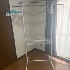 ハンガーラック