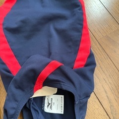 おざわスイミングスクール◆競泳水着 140と130サイズの画像