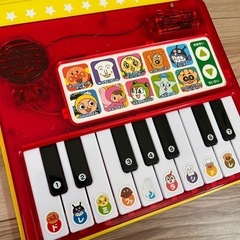 アンパンマンピアノ絵本の画像