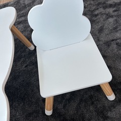 キッズ　ベビー　雲　テーブルチェアセットの画像