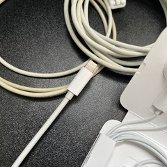 iPhoneのケーブル系色々の画像