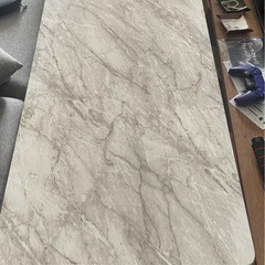 昇降式テーブルの画像