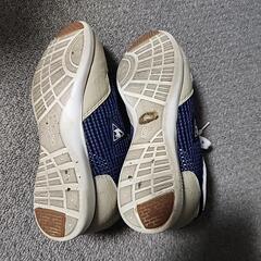 スニーカーの画像