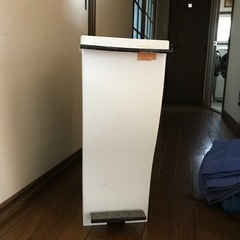 ペダルペール(ゴミ箱)40㍑用の画像