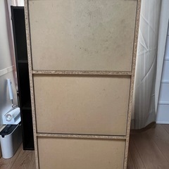 【取りに来てくださる方限定】差し上げます　カラーボックス　2個
の画像