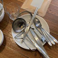 食器、ピーラー、おたま、鍋蓋など