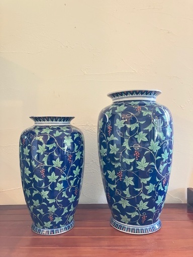 憧れの 花瓶 唐草ブドウ 若山作 高級陶器 有田焼 花器 (AIHO 置物 花生 工芸品