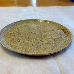 ⭐︎陶器　お皿⭐︎の画像