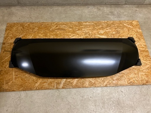 未使用！ハイエース200系　標準ボディ用　バッドフェイス　ボンネット