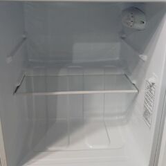 【相模原市中央区田名】美品!! 87L 2ドア冷蔵庫 ハイセンス HR-B95A 2019年製の画像