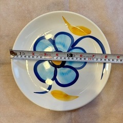 ⭐︎花柄　お皿　オシャレ⭐︎の画像