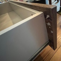 食器棚の画像
