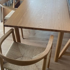 無印良品　ダイニングテーブルの画像
