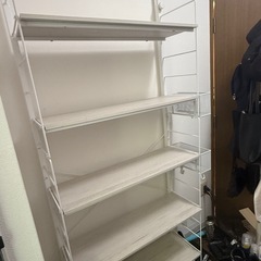 壁面収納棚(ニトリ)の画像