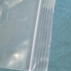 【 お譲りします】チャック付き 大き目 収納袋の画像