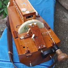 中古ハーディ・ガーディ（フレンチタイプ）の画像