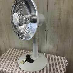 J330⭐️LIFE REX リモコンハロゲンヒーター14インチ
の画像