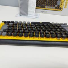 【美品】logicool POP KEYS YR0080 メカニカルワイヤレスキーボードの画像