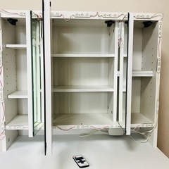 無料でどうぞ シンプル ドレッサー モノクロ 格安での画像