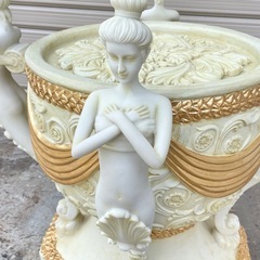 ヴィーナス 女神 水瓶 ガラステーブル 花台 置台 ロココ調 センターテーブル マーメイド アンティーク インテリアの画像
