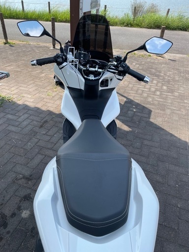 ＪＦ81  PCX  ホワイト