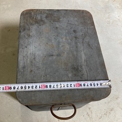 収納ボックス　ブリキ　無骨　キャンプの画像