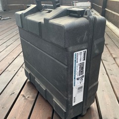 工具類多数出品予定！makita 90mm 高圧エア釘打 EFI AN936H 釘付きの画像