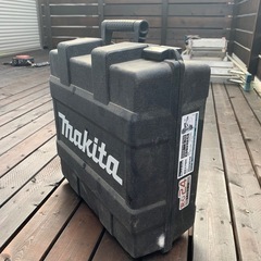 工具類多数出品予定！makita 90mm 高圧エア釘打 EFI AN936H 釘付きの画像
