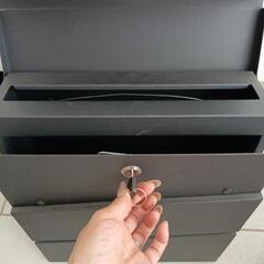ポスト　メールボックス　未使用の画像