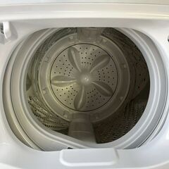 【単身や二人暮らしに】Hisense ハイセンス 全自動電気洗濯機 AT-WM5511-WH 2021年製 5.5kgの画像