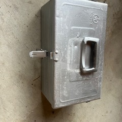箱つけ電気ドリルの画像