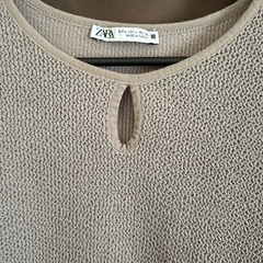 ZARA レディース　半袖　トップスの画像
