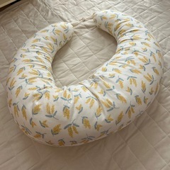 サンデシカ 妊婦さんのための 洗える抱き枕 ポリエステルわた 授乳クッションとしても使える (ラージサイズ：推奨身長160cm~) 2重ガーゼ ミモザの画像