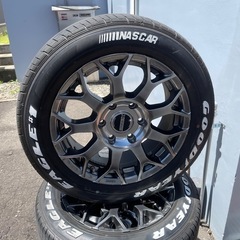 ホワイトレタータイヤセットの画像