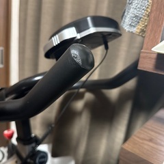 通常5600円の所7／31までなら4000円でお譲りします。フィットネスバイク エアロバイク エクササイズバイク フライホイール 静音設計 ホームジム トレーニング YOSUDA Indoor Cycling Bikeの画像