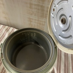 J332⭐️ジャンク品三菱炊飯器
の画像