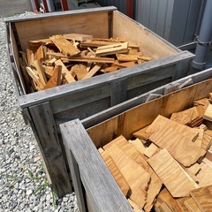もらって下さい！合板の端材の画像