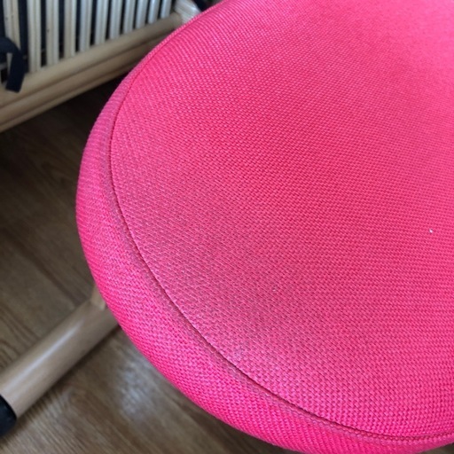バランスチェアー　balans Easy レッド【取りに来れる方限定】