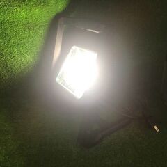 マキタ ML805 充電式LEDスタンドライト 本体のみ【市川行徳店】【店頭取引限定】【中古】管理番号：ITLP5YKL6N34の画像