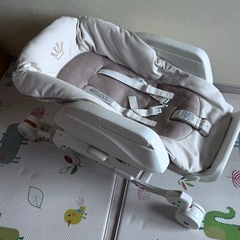 【週末セール！】コンビ　ハイローチェア　ベビーチェア　の画像