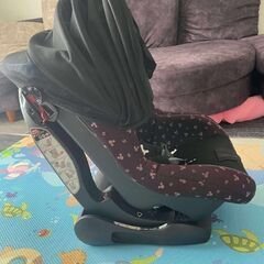 中古チャイルドシート　ミッキー柄の画像